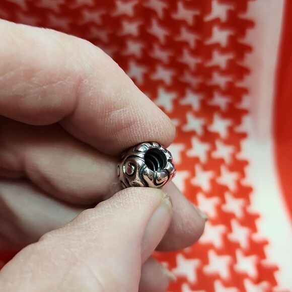 Authentic Pandora Retired Vintage Dayream Charm with Clear Czs EUC - Picture 2 of 5